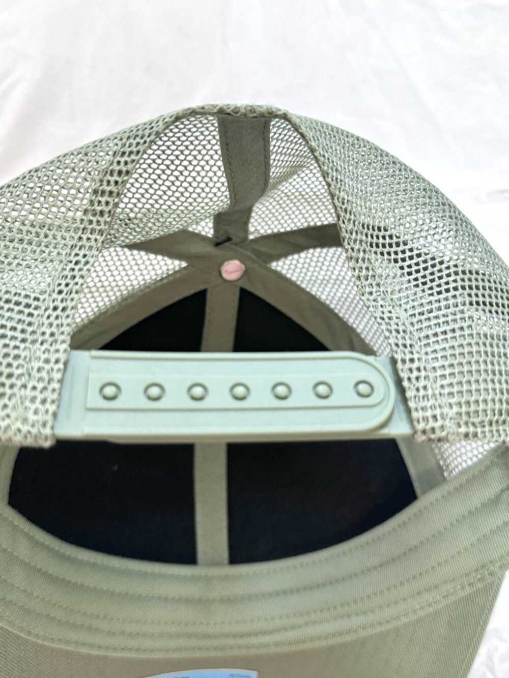 NEW Nike Just Do it Unisex Rise Snapback Trucker Cap Hat Size M/L Olive Green - Picture 5 of 7